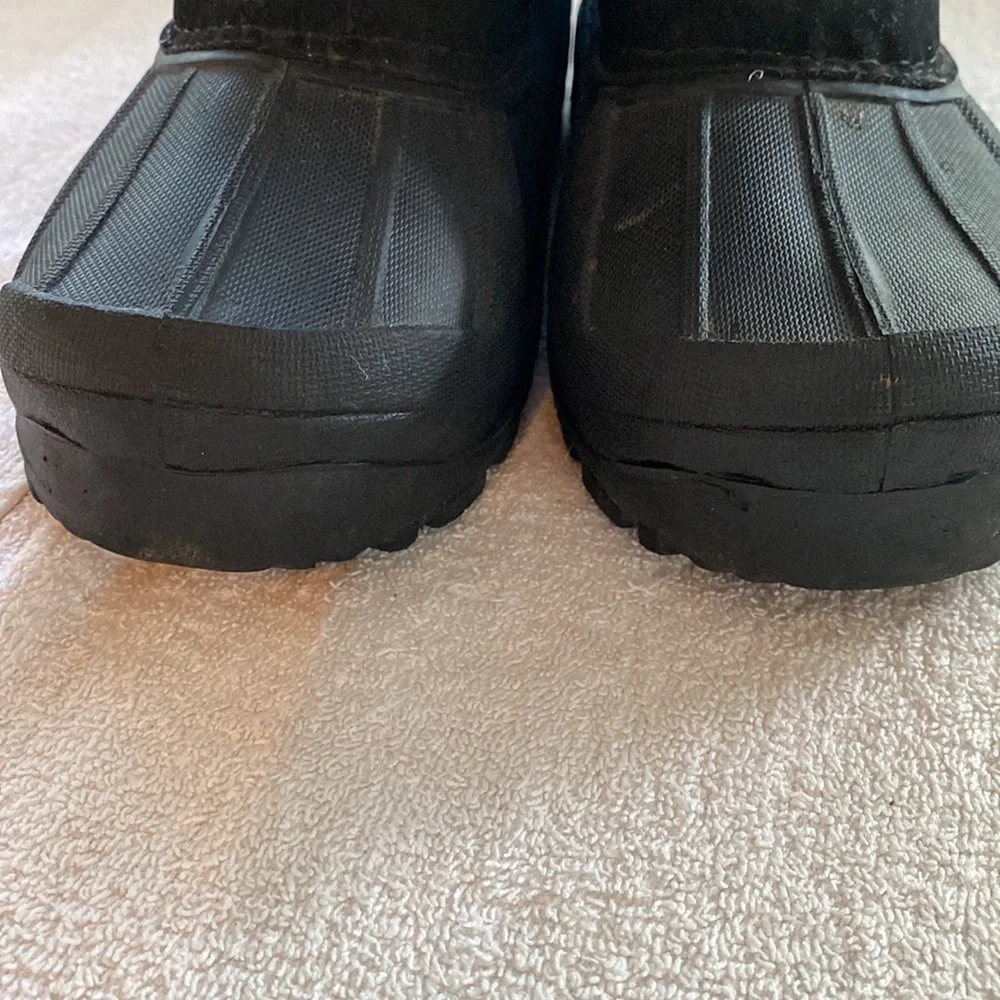 Youth boots snow winter slip in Velcro closure reflective strips size 4